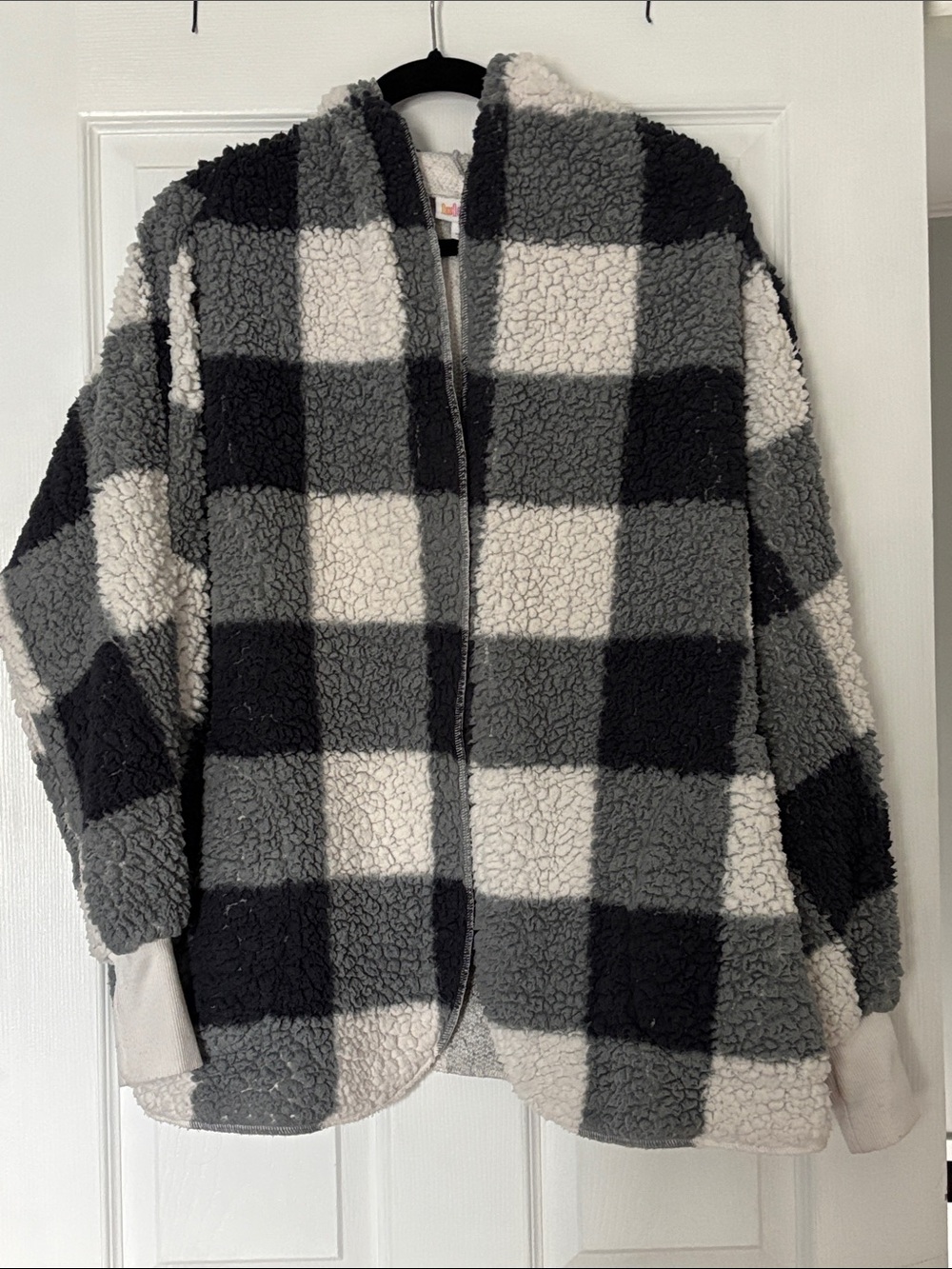 LuLaRoe Grey & Black Teddy Jacket